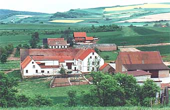Der Hahnbacherhof bei Schallodenbach mit den Anwesen Maue&acute; und Kr&uuml;ger bei Schallodenbach